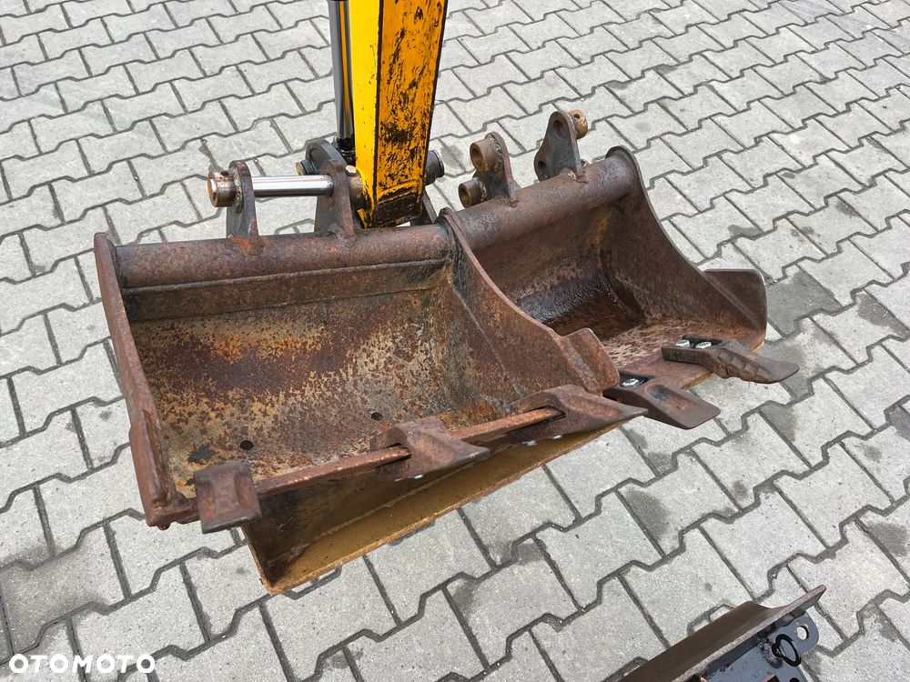 JCB 8008 CTS Micro - 9