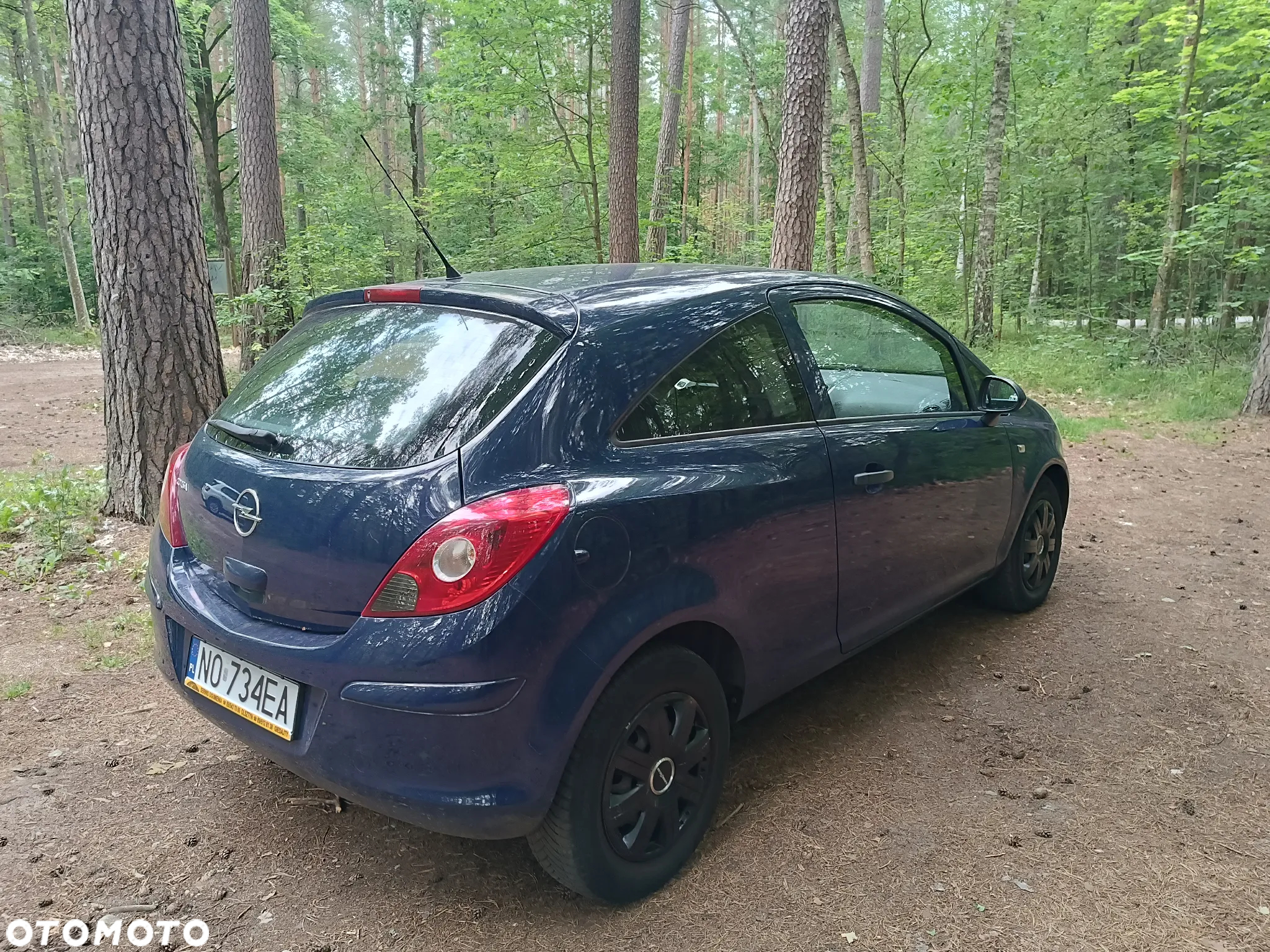 Opel Corsa 1.2 16V Cosmo - 3