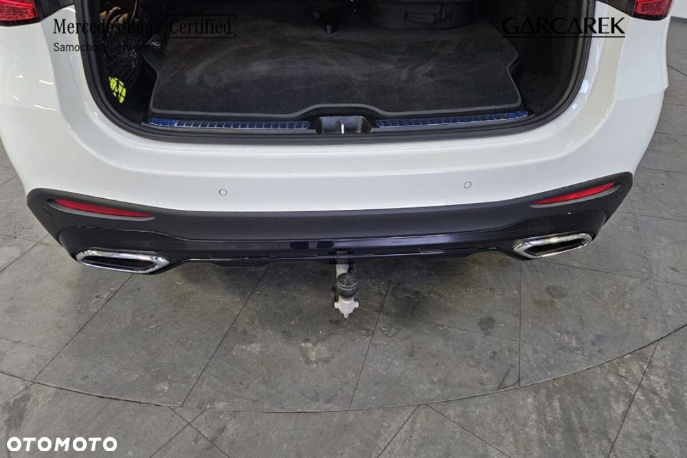 Mercedes-Benz GLC - 11