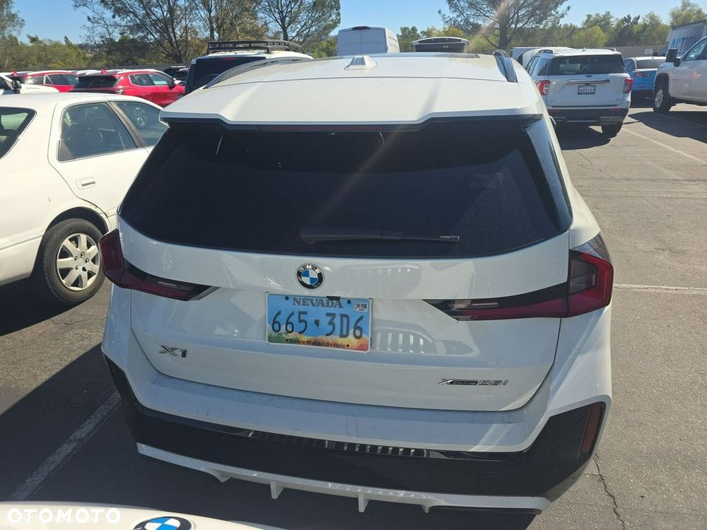 BMW X1 - 5