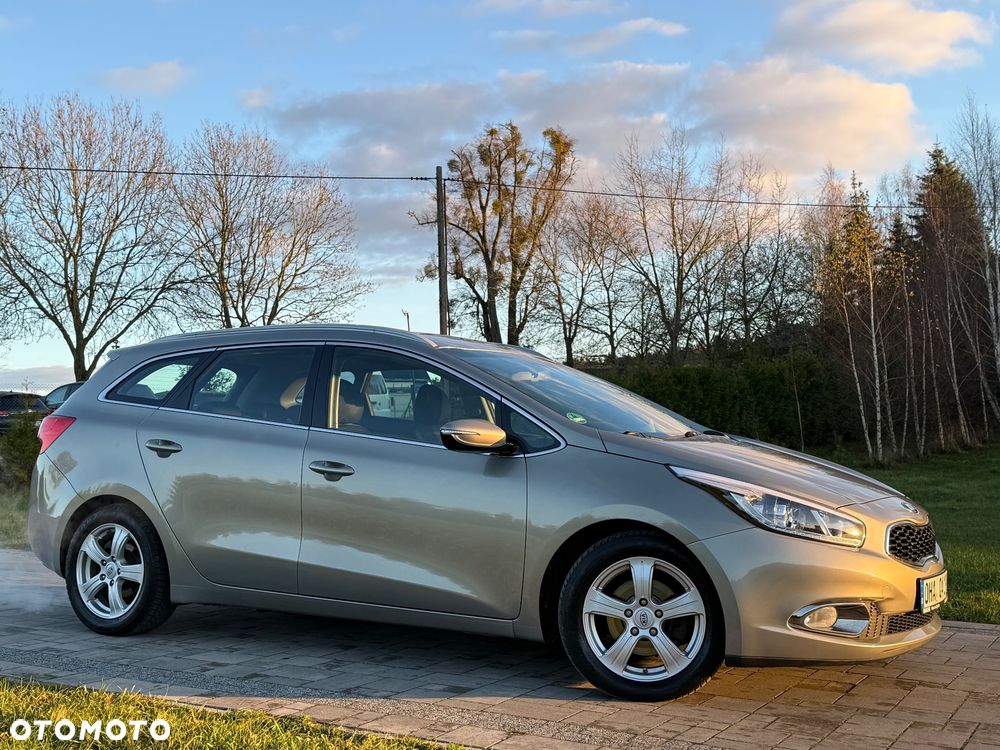 Kia Ceed Cee'd 1.6 GDI Business Line - 10