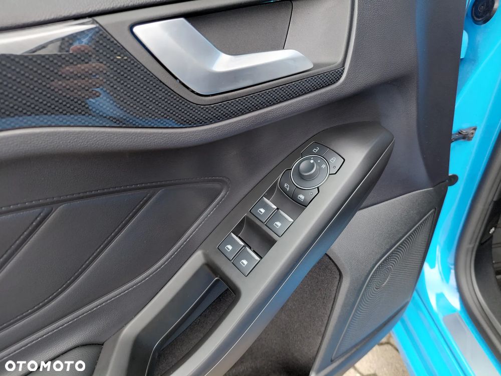 Ford Focus 2.3 EcoBoost ST X Edition - 16