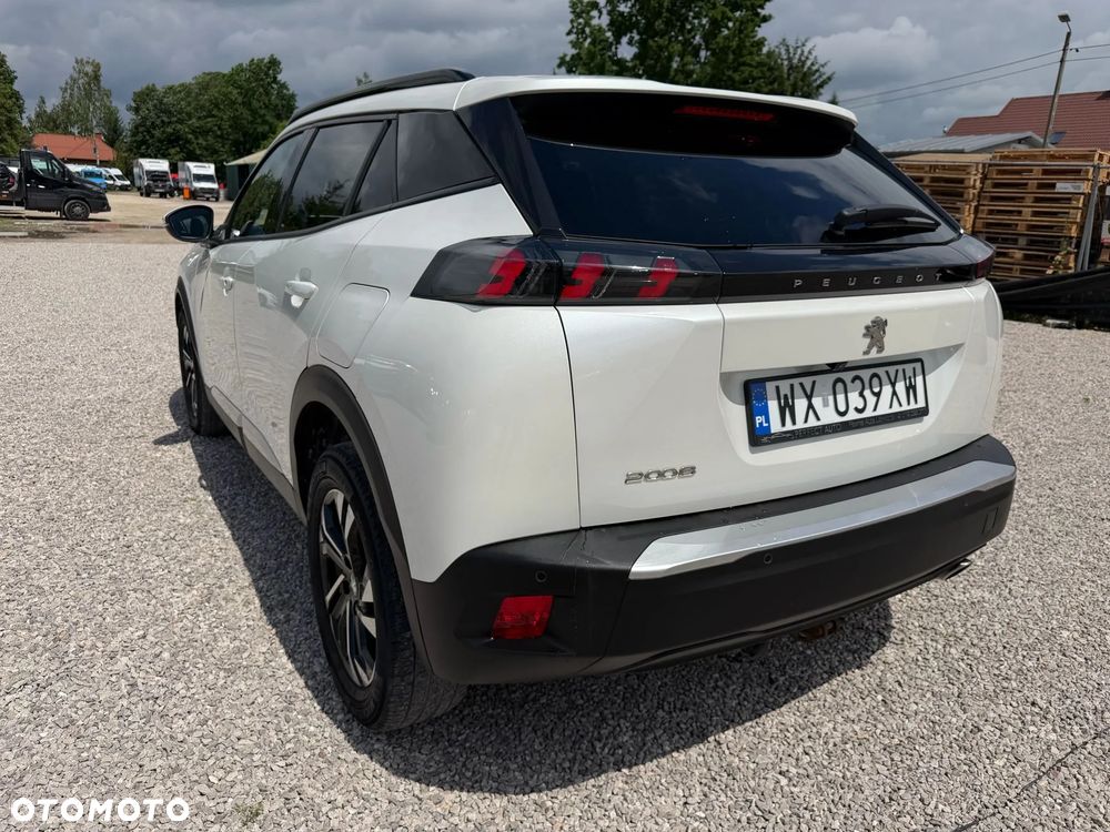 Peugeot 2008 1.5 BlueHDi Allure S&S EAT8 - 9