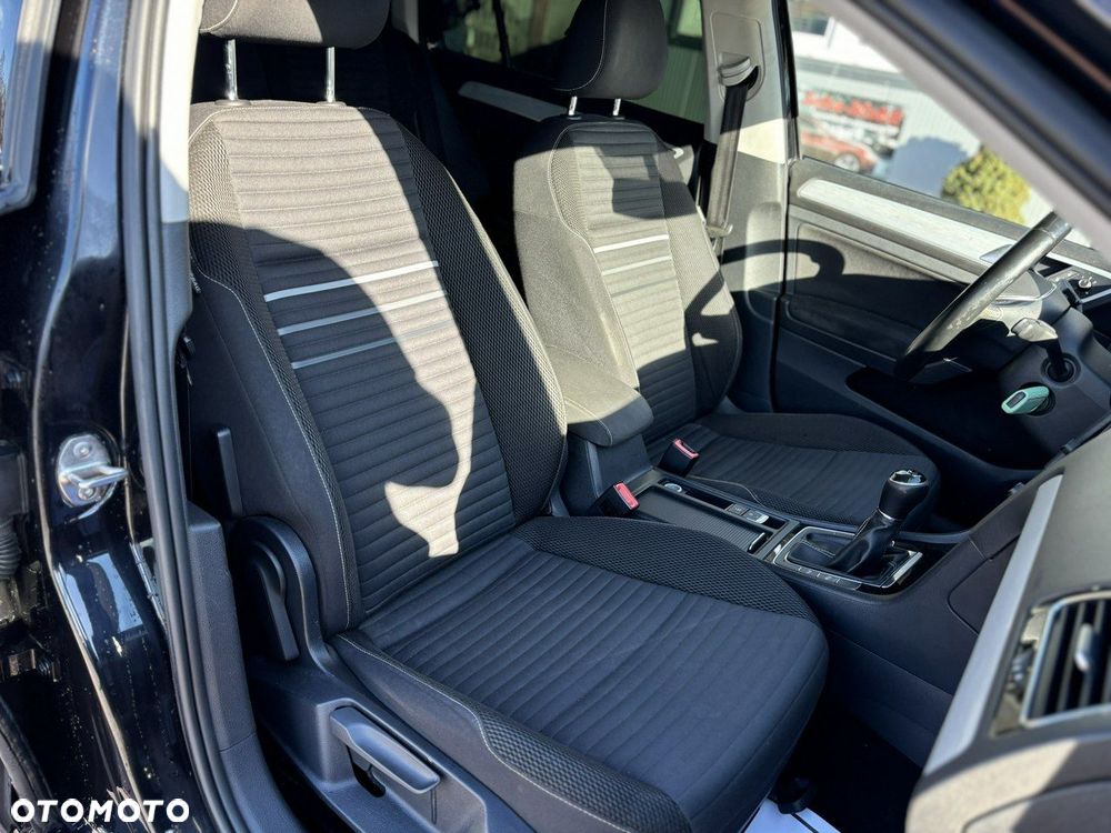 Volkswagen Golf 2.0 TDI BlueMotion Technology Cup - 29