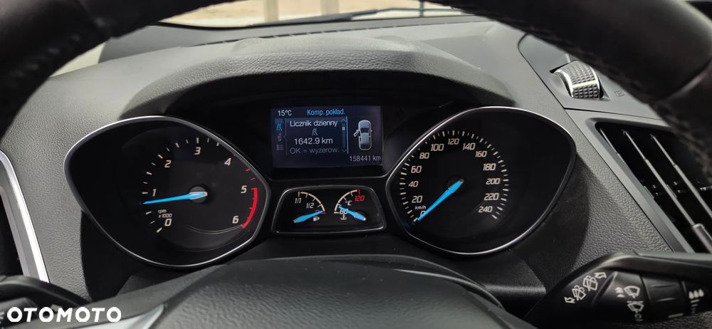 Ford Kuga 2.0 TDCi 2x4 Titanium - 25