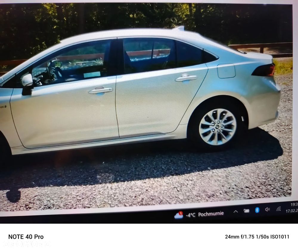 Toyota Corolla 1.8 Hybrid Active - 9