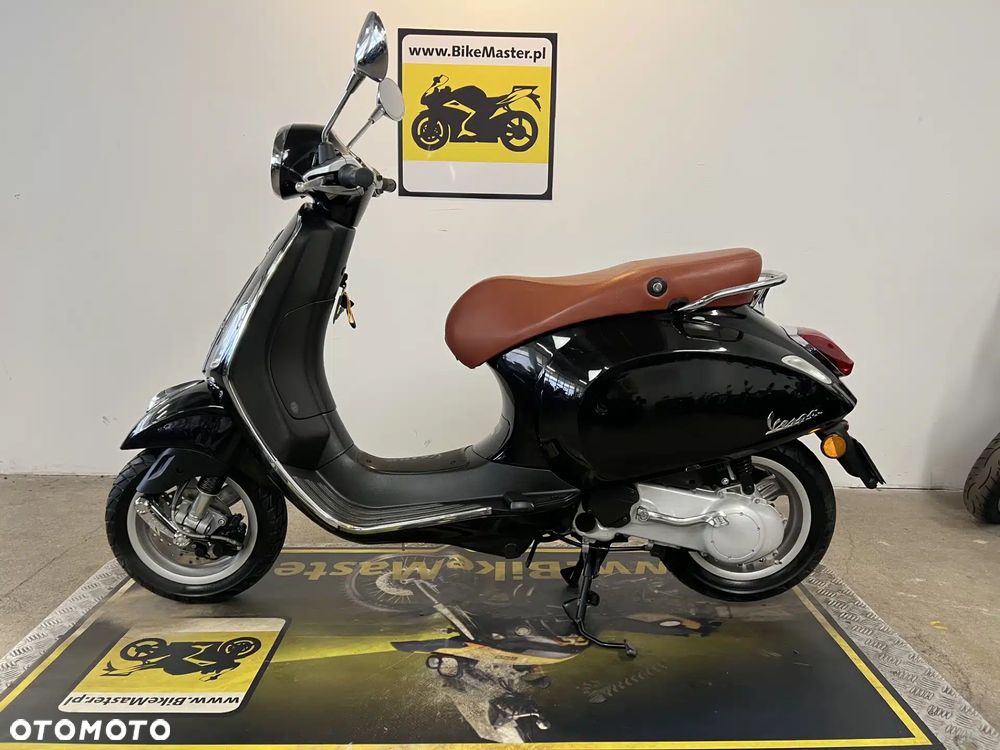 Vespa Primavera - 2