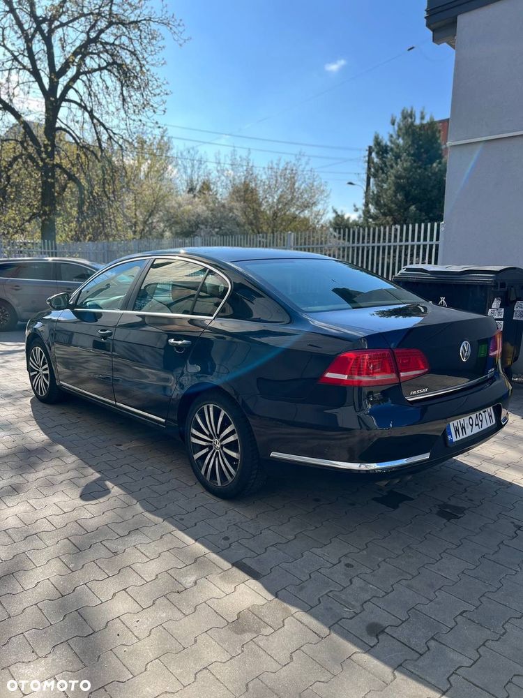 Volkswagen Passat 2.0 TDI Comfortline - 5