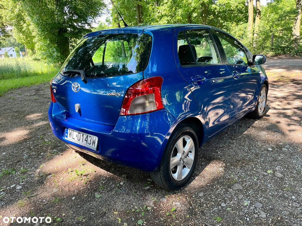 Toyota Yaris 1.3 Luna Hit - 5