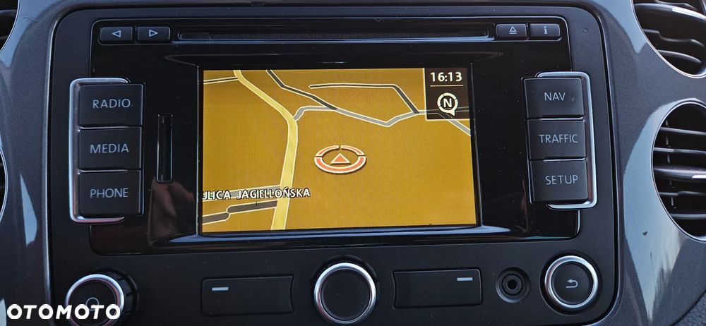 Volkswagen Tiguan 2.0 TDI DPF BlueMotion Technology Exclusive - 12