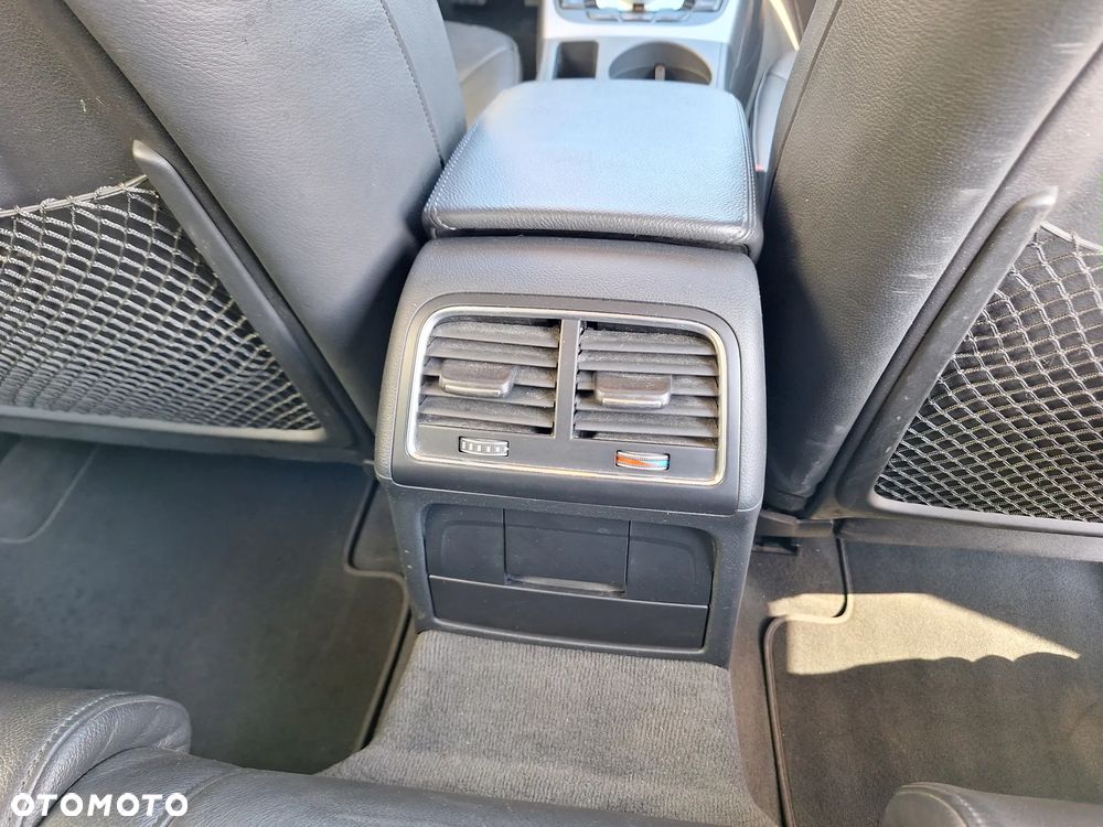 Audi A4 Avant 2.0 TDI DPF clean diesel quattro S tronic S line Sportpaket - 27