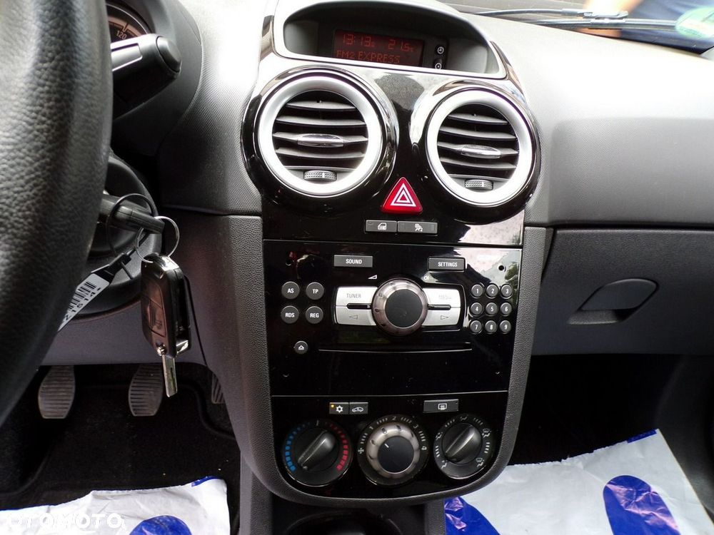 Opel Corsa - 19