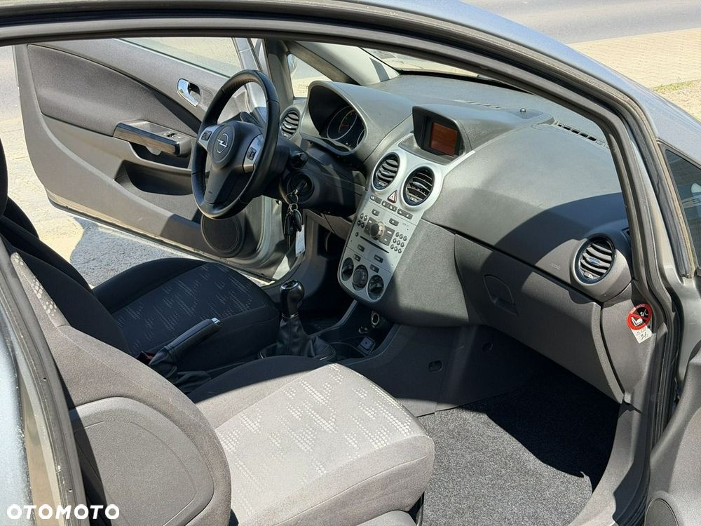 Opel Corsa - 17