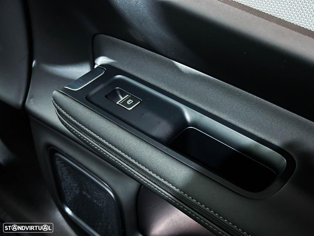 Polestar 4 Long Range 100 kWh Single Motor Plus - 28