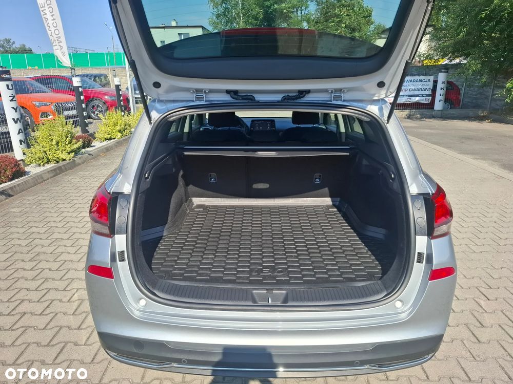 Hyundai i30 - 32