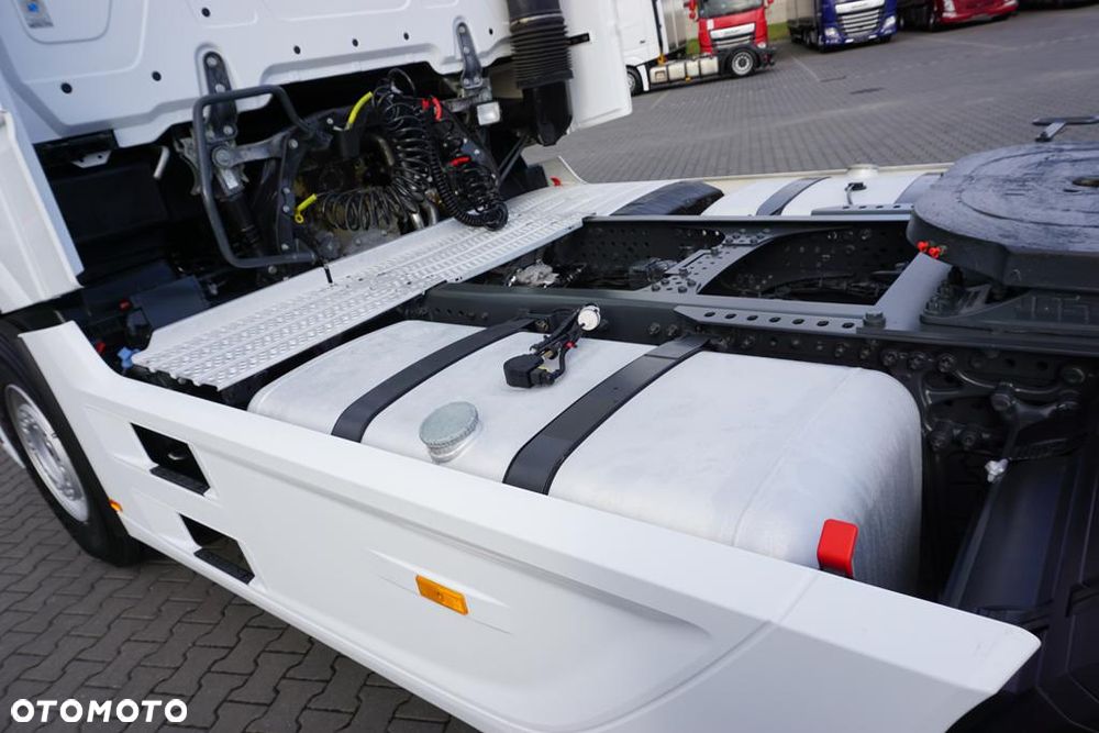 Mercedes-Benz / ACTROS / 1845 / E 6 / MP 5 / ACC / RETARDER / BIG SPACE - 11