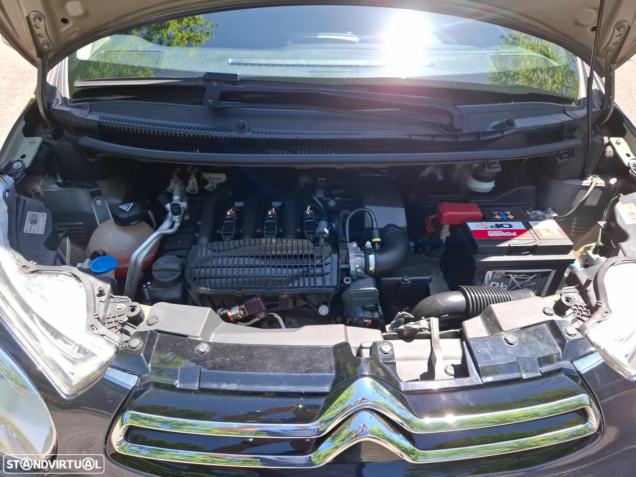 Citroën C1 1.2 VTi Shine - 23
