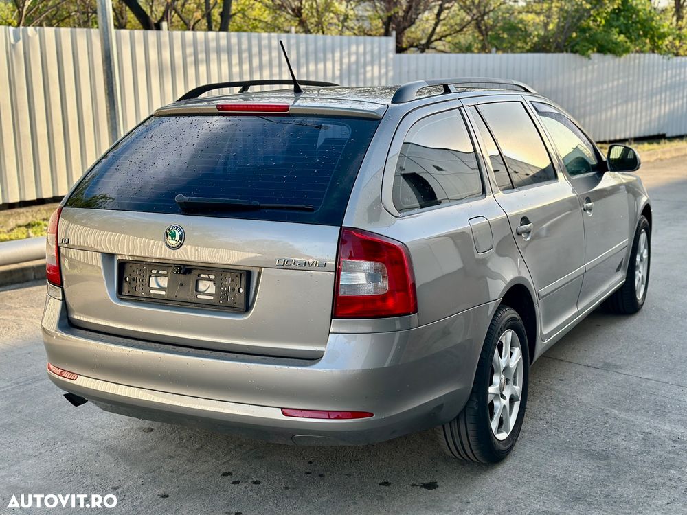 Skoda Octavia 1.6 TDI Ambiente - 2