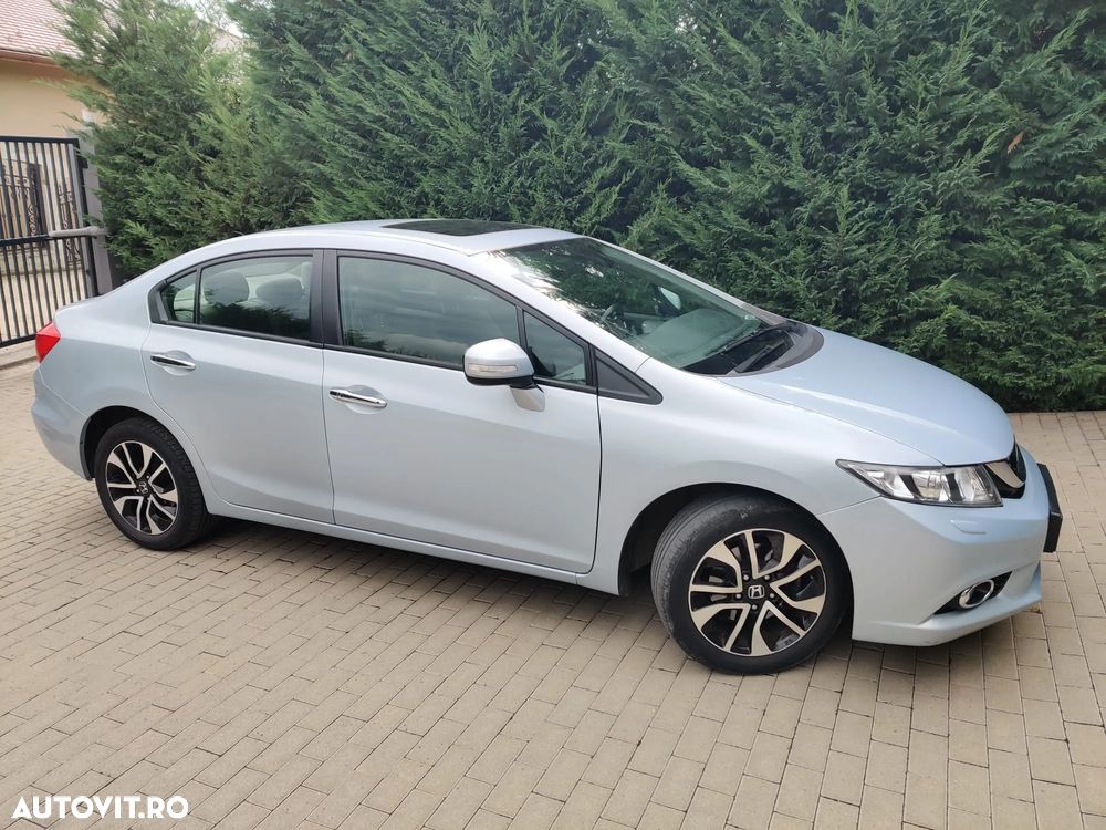 Honda Civic 1.8 i-VTEC AT Elegance - 3