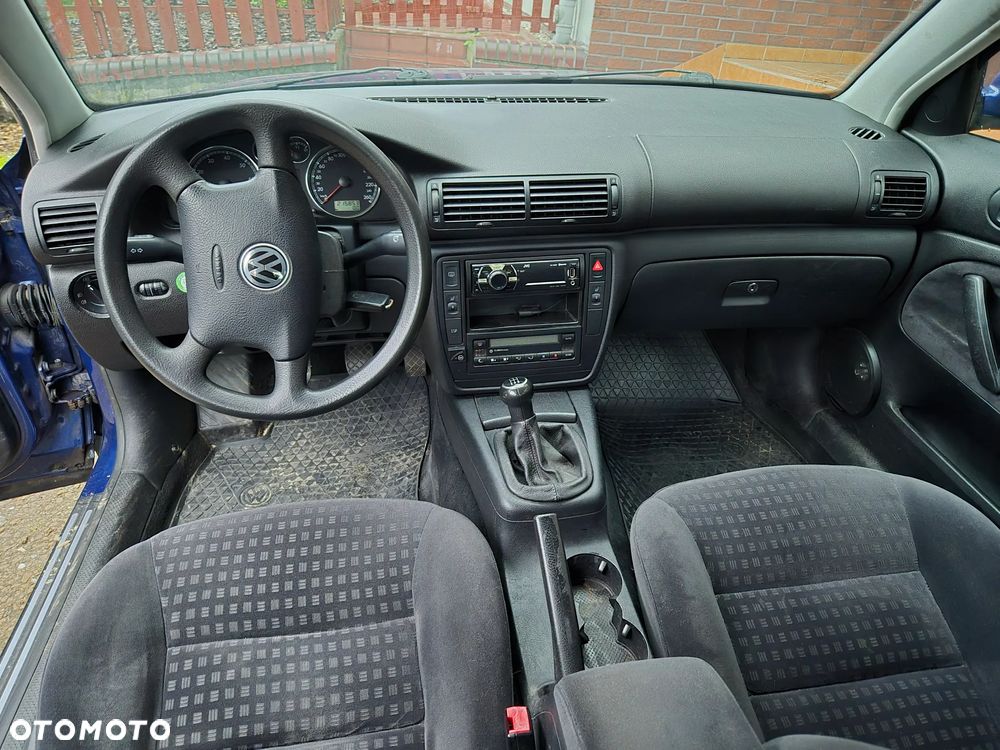 Volkswagen Passat 2.0 Comfortline - 8