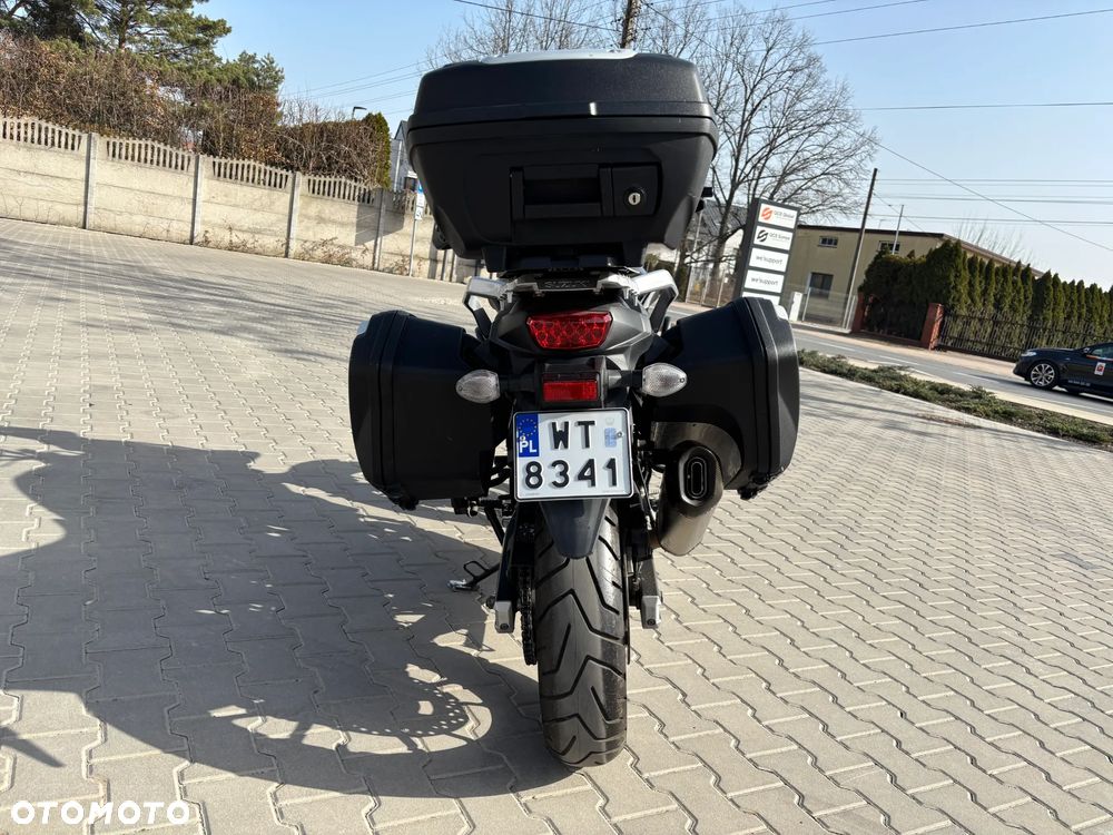 Suzuki V-STROM - 7