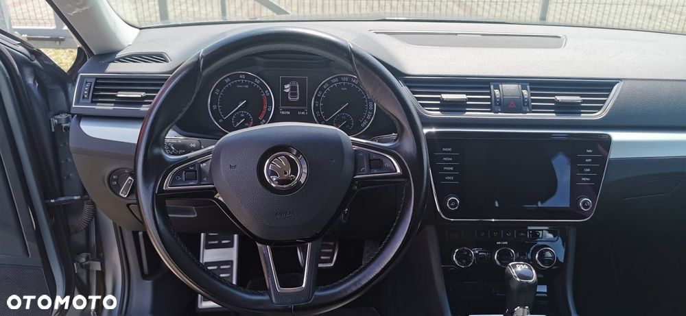 Skoda Superb 1.8 TSI Ambition DSG - 12