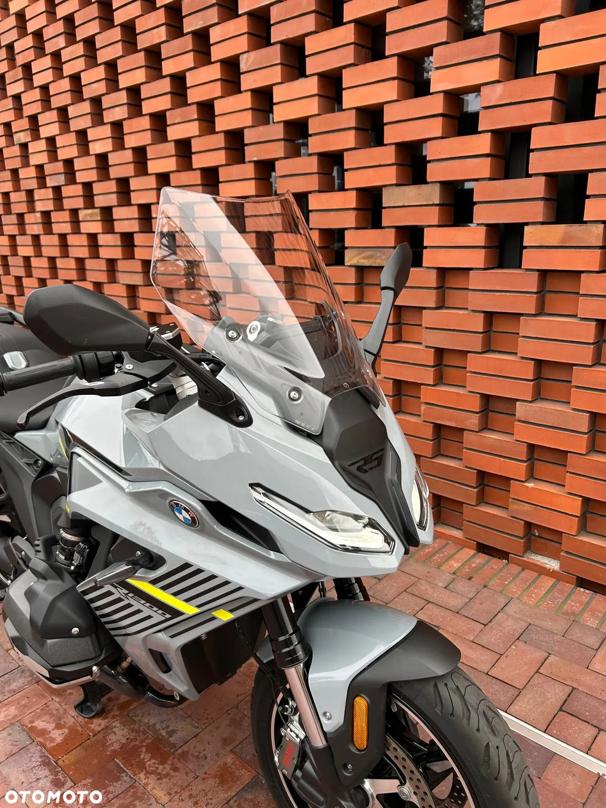BMW R - 10