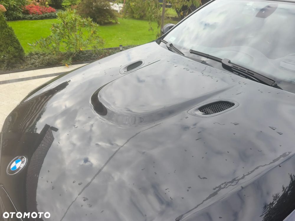 BMW Seria 3 325xi Touring - 12