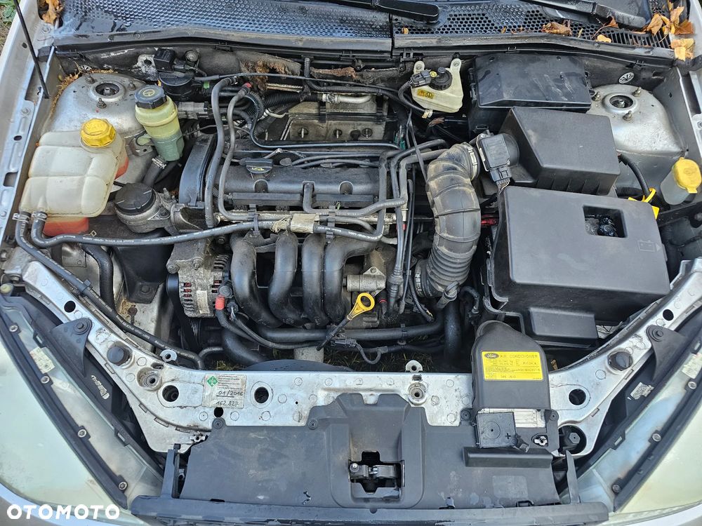 Ford Focus 1.6 16V Fun - 5