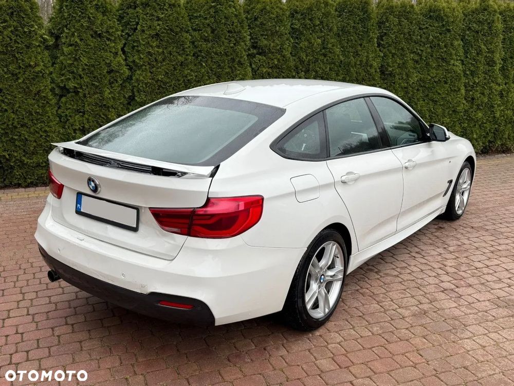 BMW 3GT 318d M Sport - 9