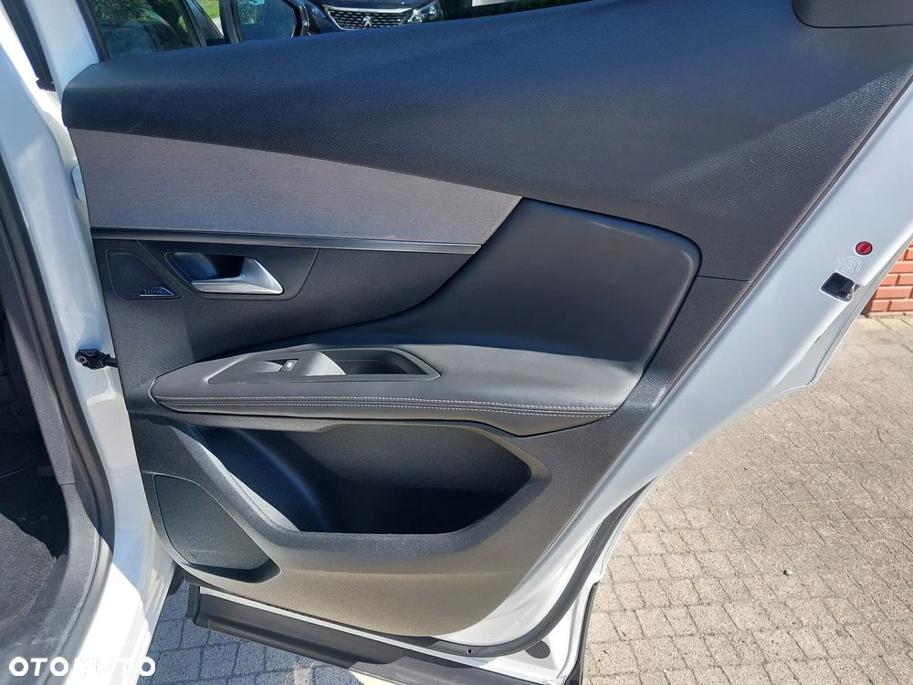 Peugeot 3008 BlueHDi 180 Stop & Start EAT6 GT - 24