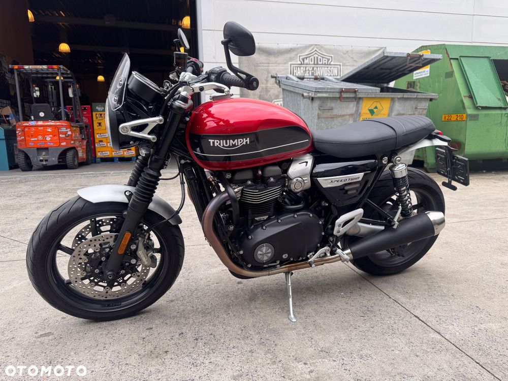 Triumph Speed Twin - 4