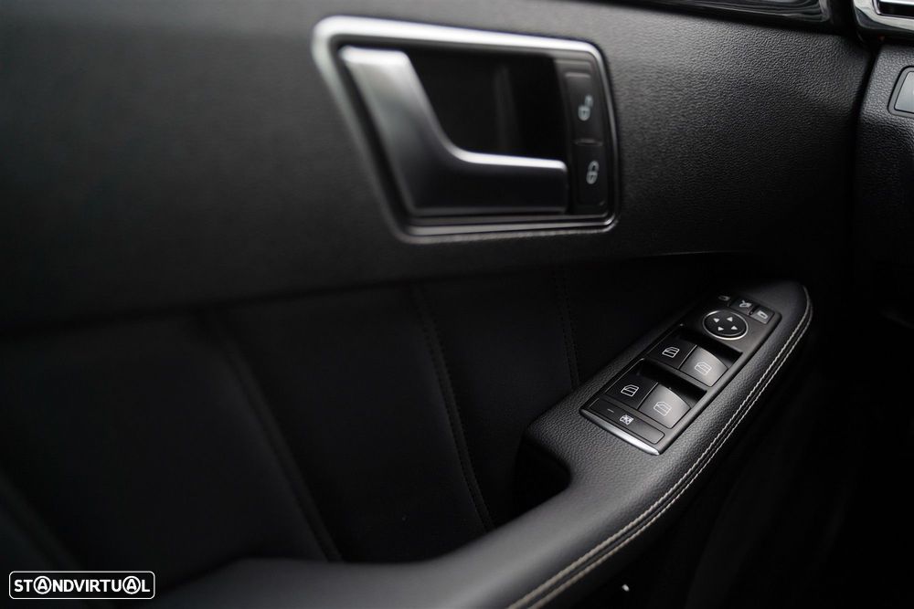 Mercedes-Benz E 250 CDI Avantgarde BE Auto. - 16