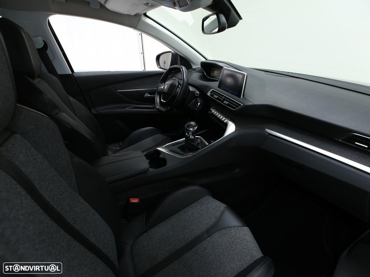 Peugeot 3008 - 10