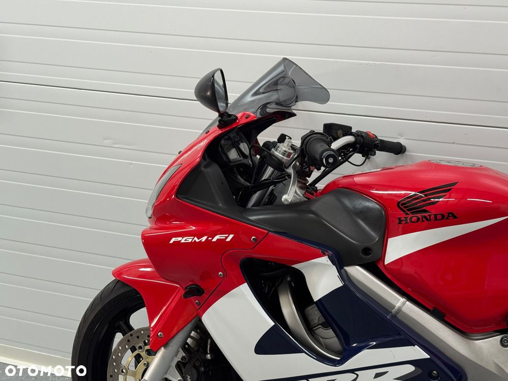 Honda CBR - 17