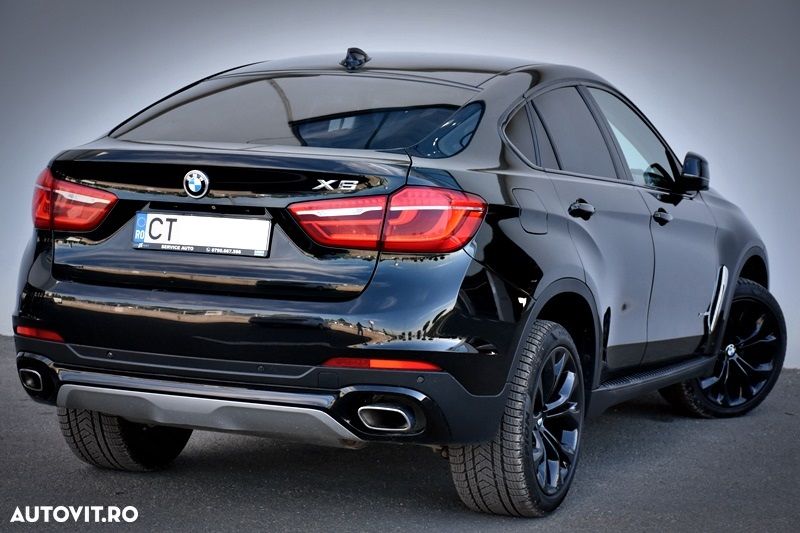 BMW X6 xDrive40d - 11