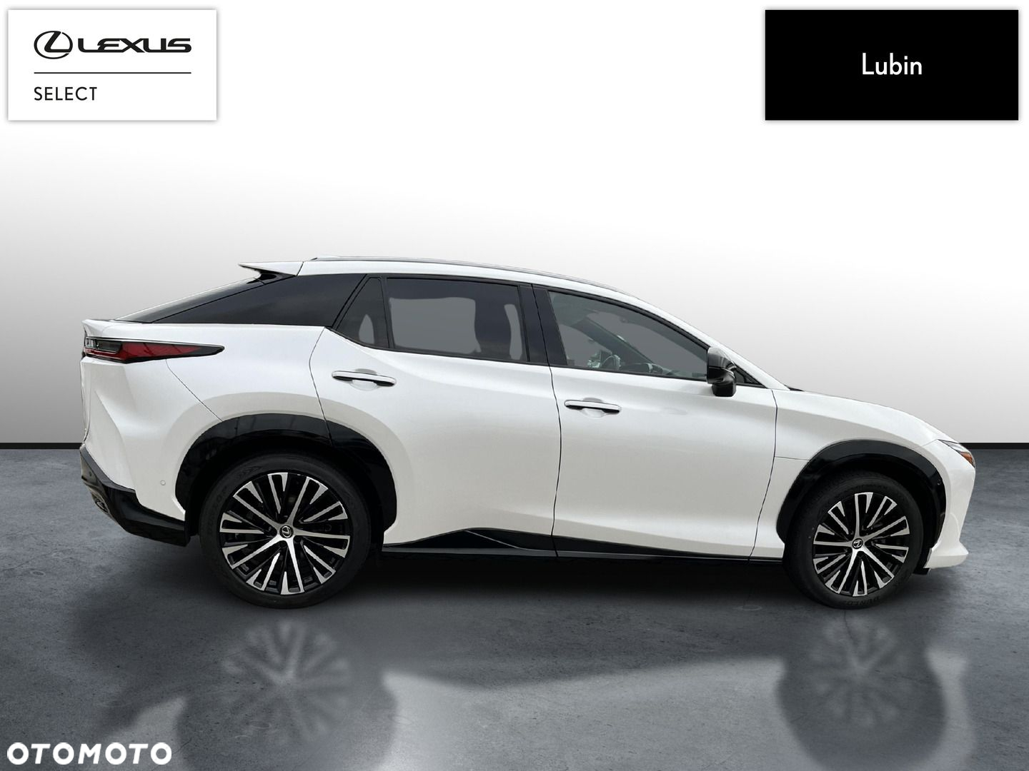 Lexus RZ - 6