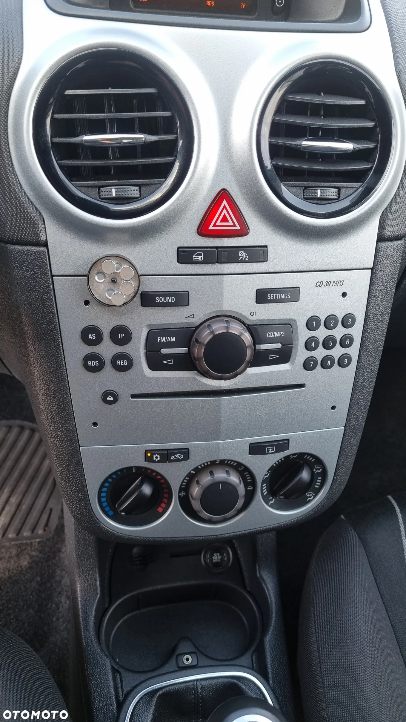 Opel Corsa 1.2 16V - 15