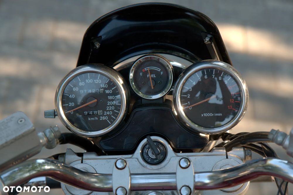 Suzuki GSX - 9