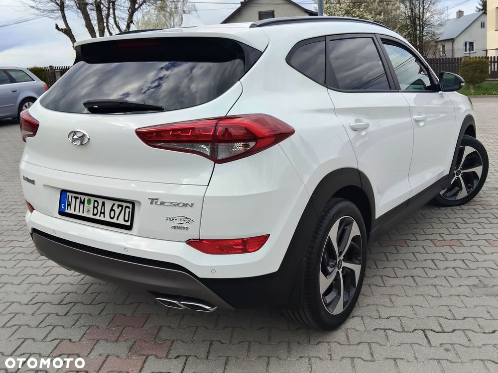 Hyundai Tucson 2.0 CRDi 4WD Passion Plus - 16
