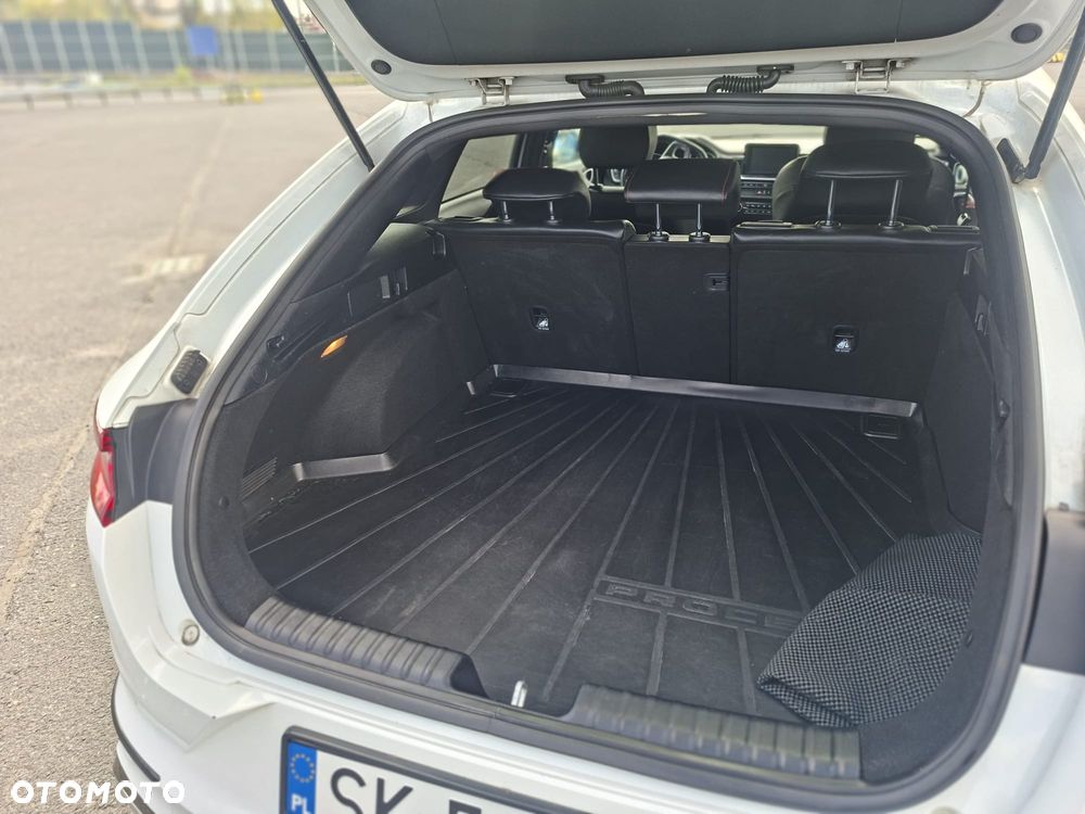 Kia ProCeed 1.6 T-GDI GT DCT - 15