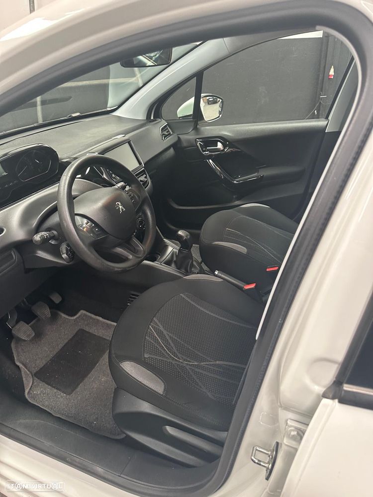 Peugeot 208 BlueHDi 100 Active Pack - 5