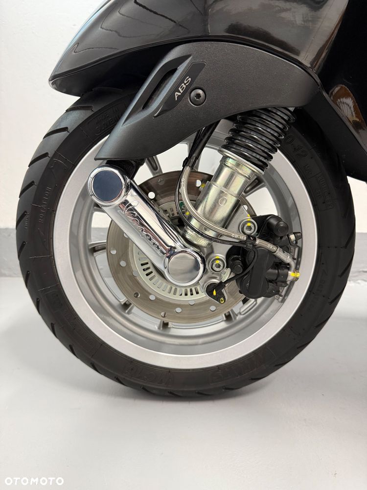 Vespa Primavera - 16