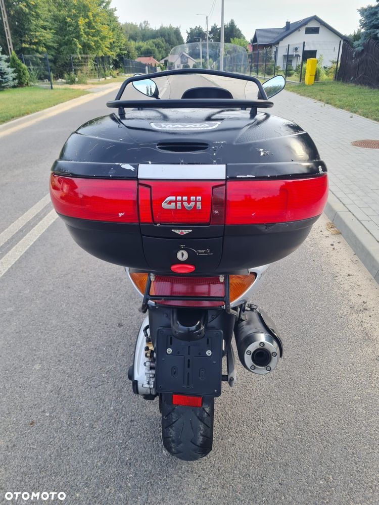 Yamaha Tmax - 6