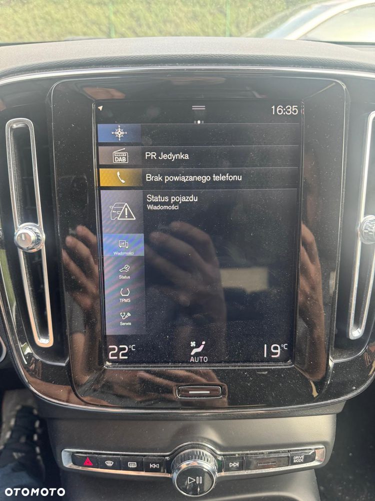 Volvo XC 40 D3 Momentum Pro - 21