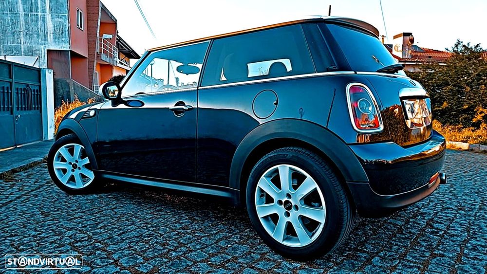 MINI 3 Portas Cooper D - 1