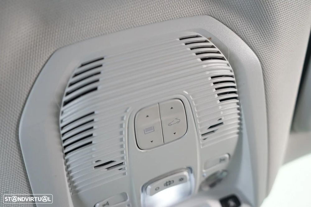 Peugeot 3008 1.2 PureTech Allure Pack EAT8 - 34