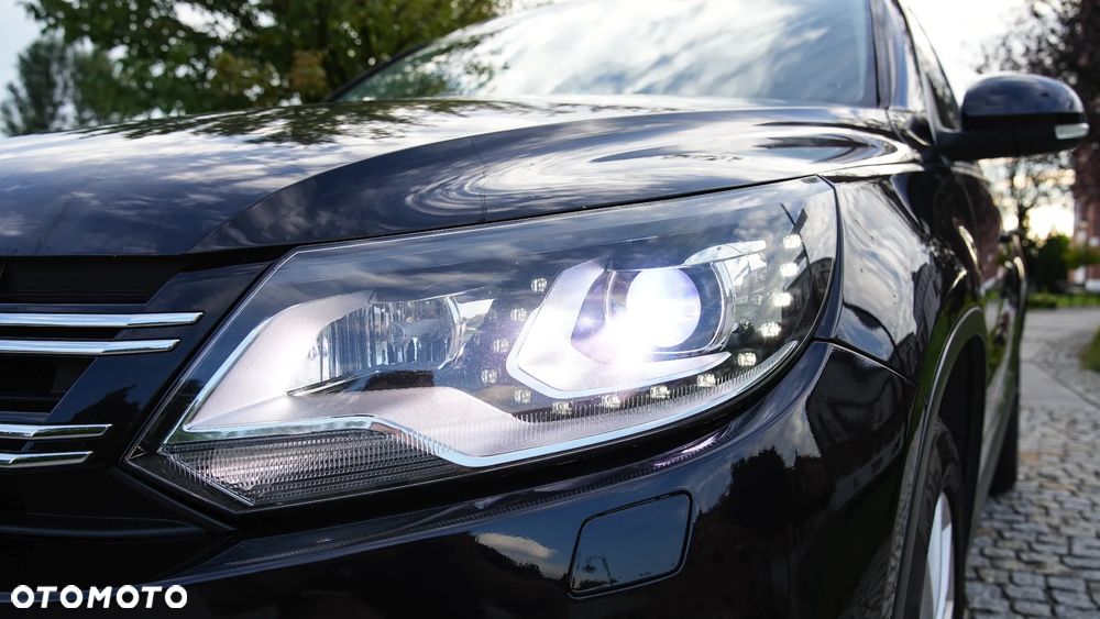 Volkswagen Tiguan 2.0 TDI DPF 4Motion BlueMotion Technology DSG Sport & Style - 11