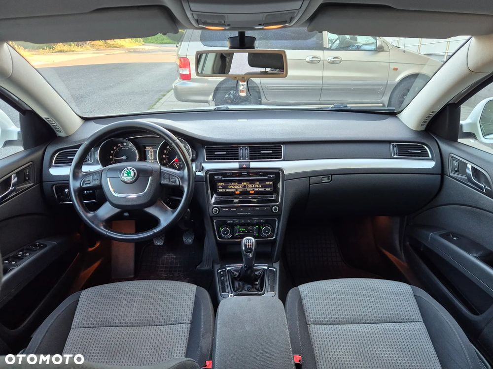 Skoda Superb 2.0 TDI Comfort - 12