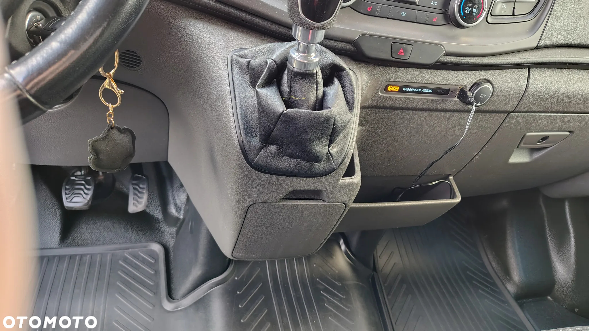 Ford TRANSIT - 28